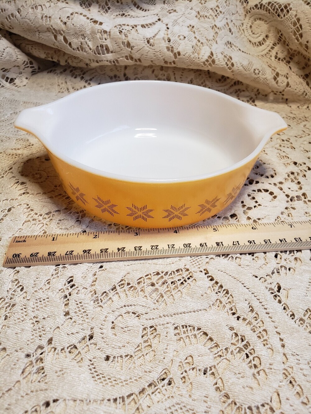 Vintage Pyrex Town And Country Yellow Star Pattern Baking Dish - White Interior